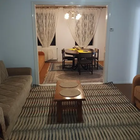 Sofia House Apartman *